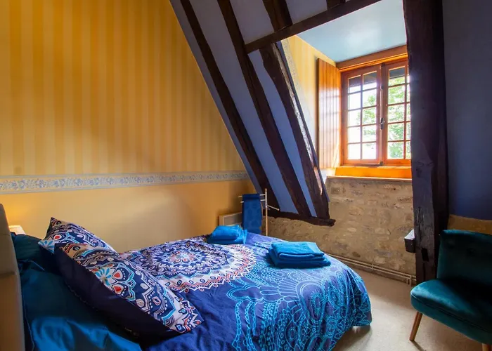 Maison Campagnarde Avec Piscine Et Cheminee, Perigord Noir - Fr-1-616-395 Thenon